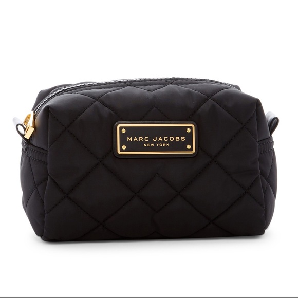 Marc Jacobs Accessories - (NEW) Marc Jacobs Large Black Cosmetic Bag